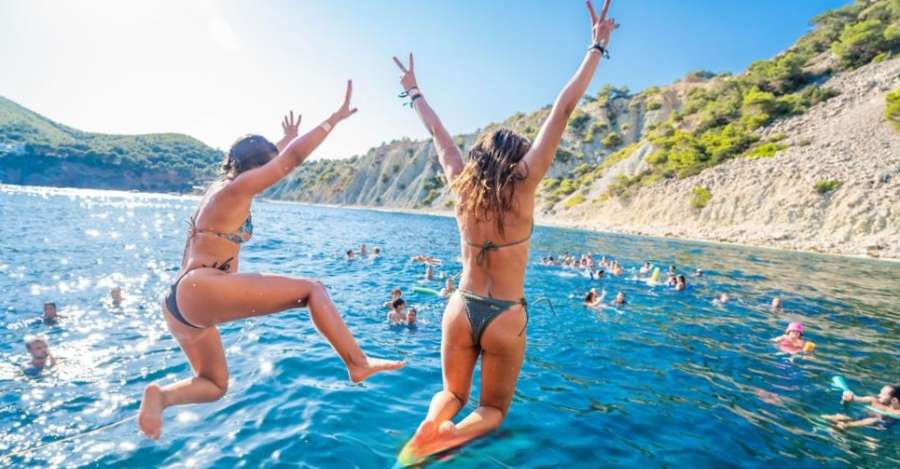 Boat Party (Mercoledi)