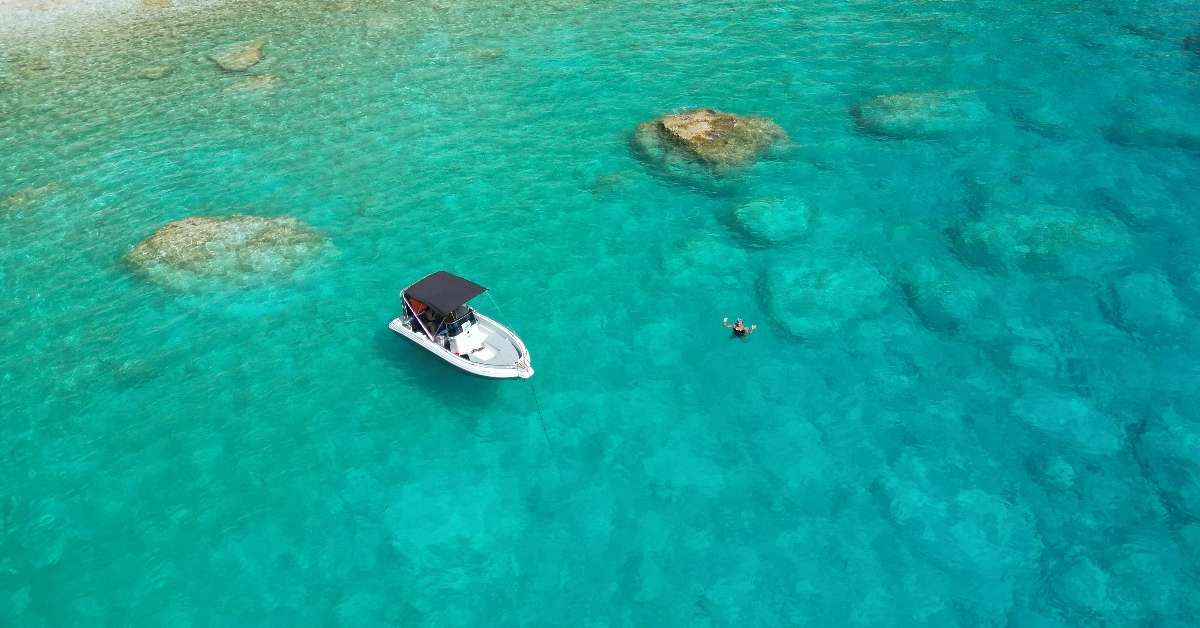 3 ore Noleggio Barca con Skipper al Parco Marino