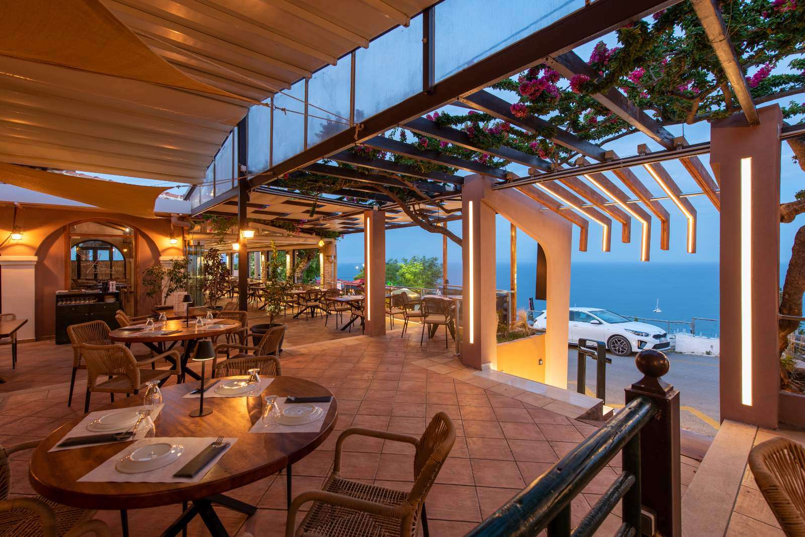 LUNEDÌ - Greek Night a Spiti Tou Lata