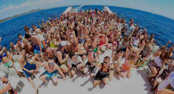 Boat Party (Mercoledi)